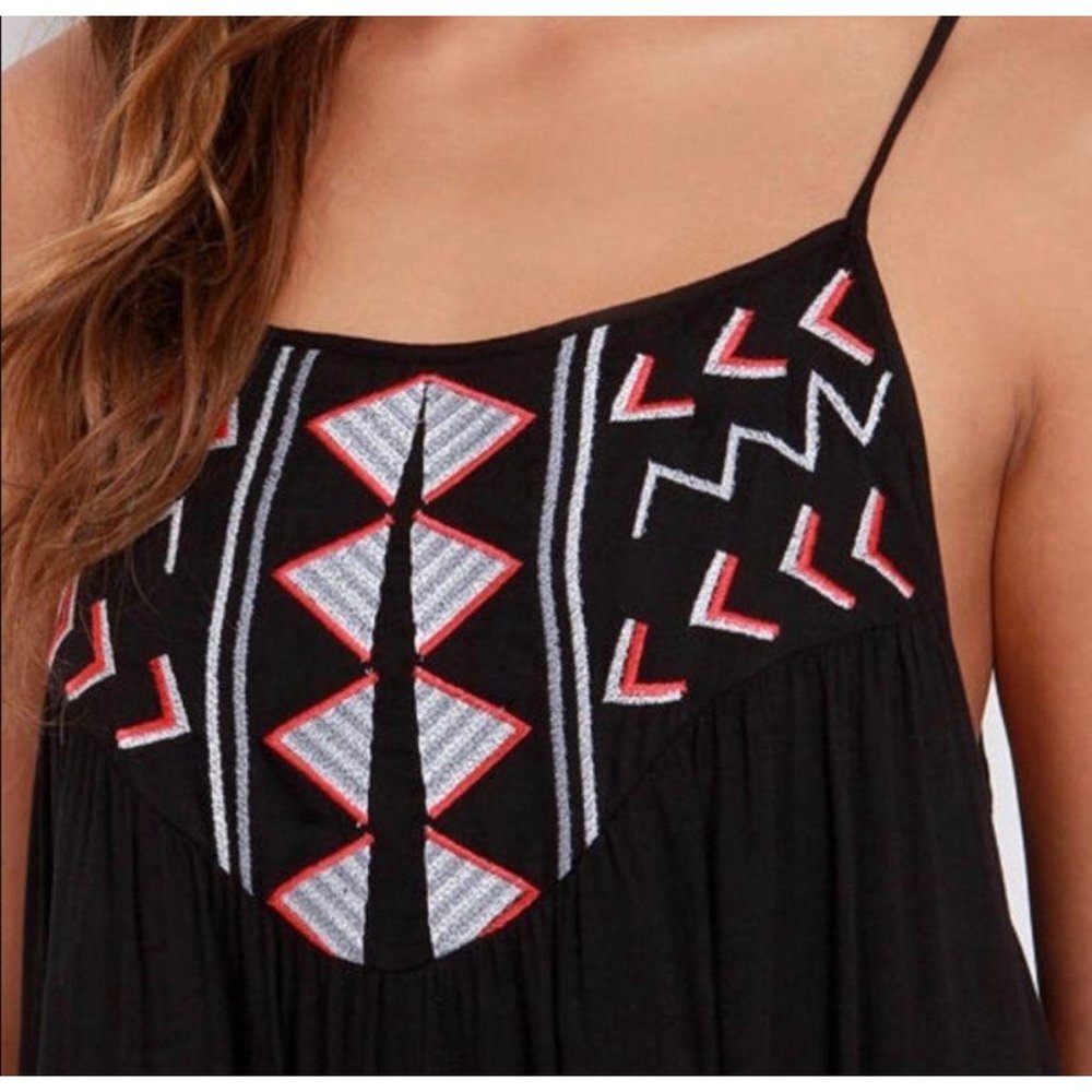 BB Dakota Kase Black Embroidered High-Low Dress XS - Picture 5 of 10